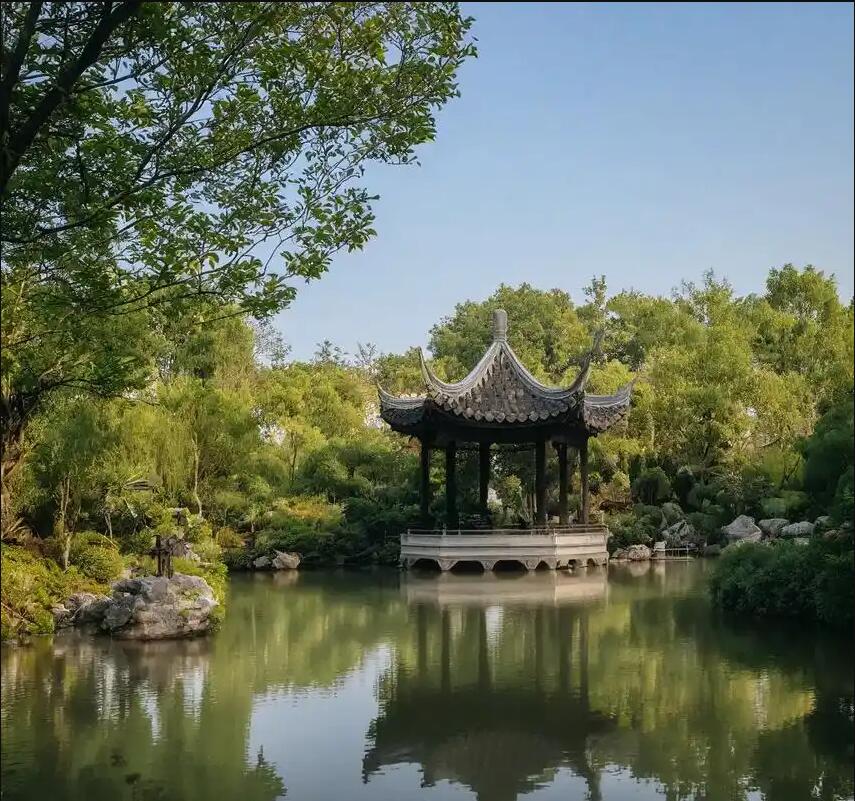 上海问雁餐饮有限公司